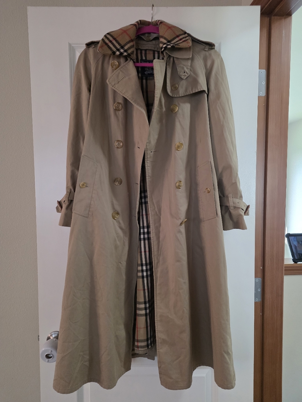 Burberry's Trenchcoat